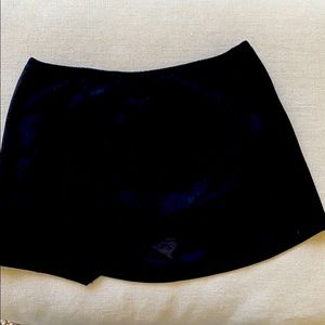 Black faux suede envelope mini in a size M
